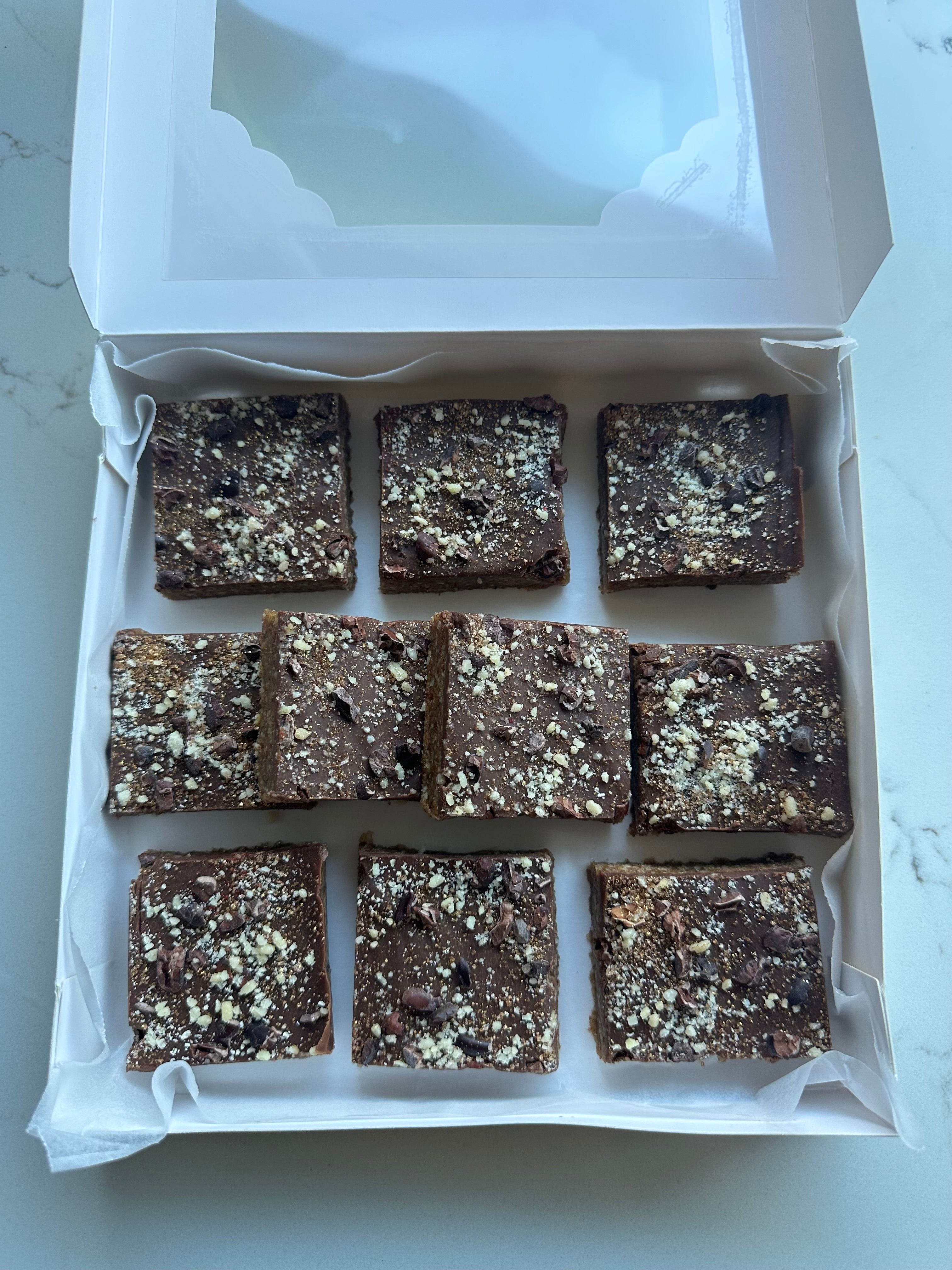 Date, Almond and Cacao Slices